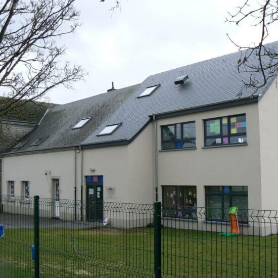 Extension école à Marvie. Construction classes supplémentaires