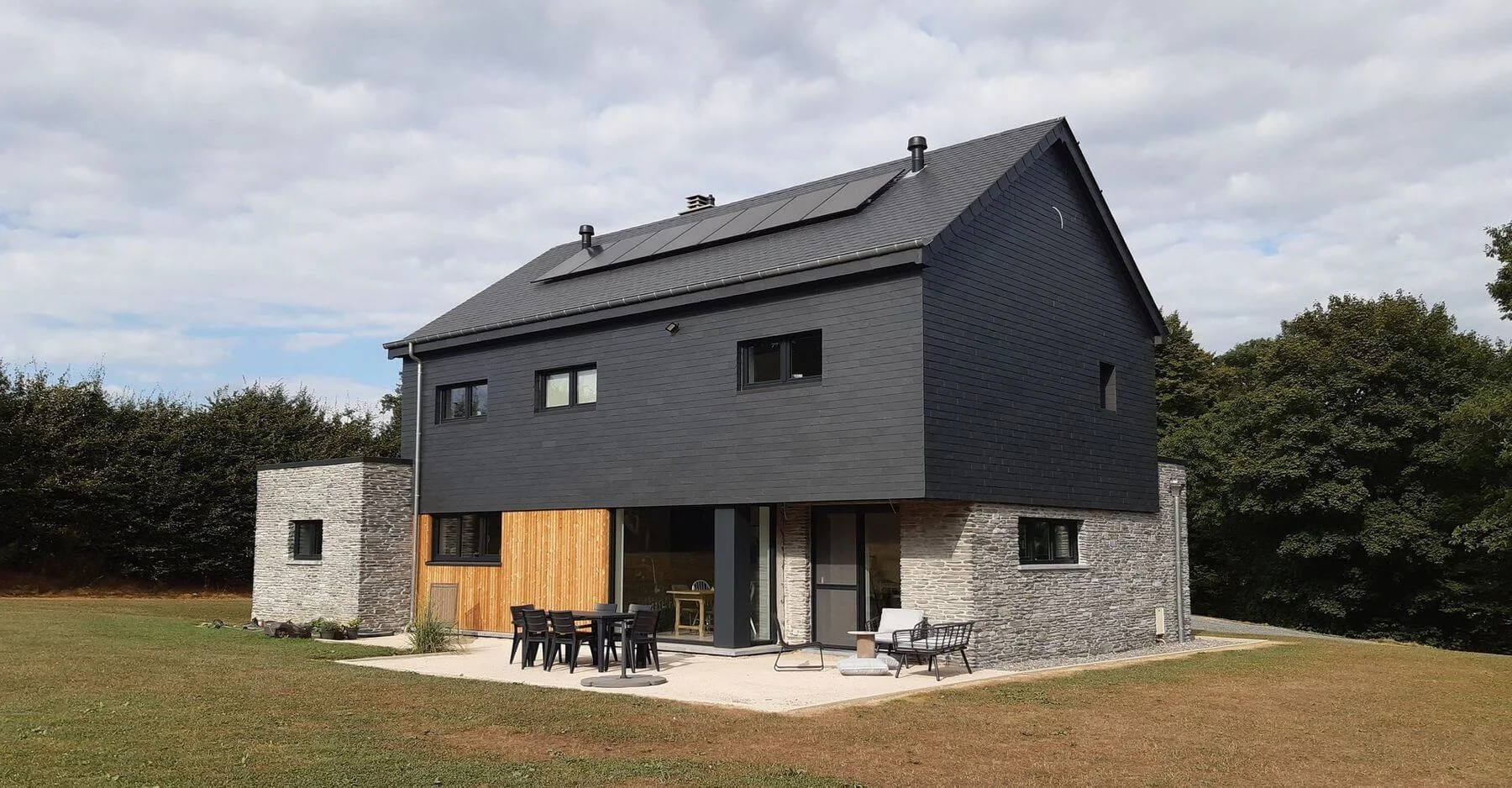 Nouvelle construction moderne à Ottrée Architecte Valérie Kaiser